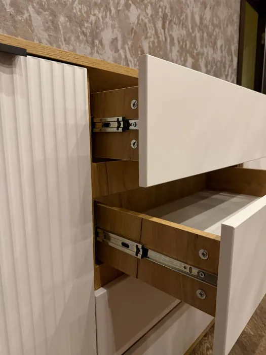 Марвэл Комод 2 двери 4 ящика (1600), Дуб крафт/Браш мени грин