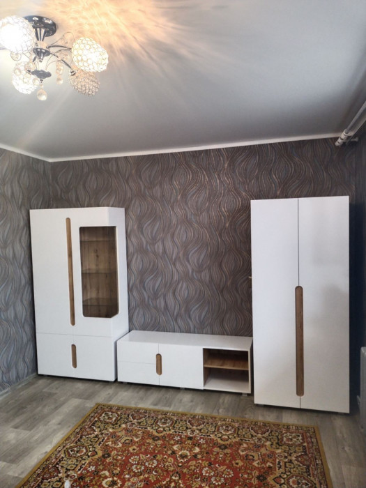 Шкаф-витрина двухдверный "Шанталь" - Дуб наварра/Белый